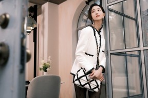 爱游戏官网-浙江雄狮提升篮板保护确保二次进攻机会，浙江雄狮多少钱一包