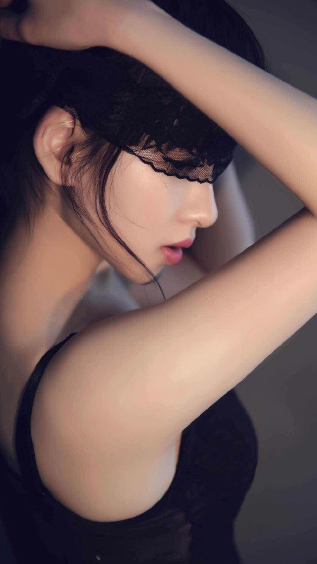 西甲后腰区域控制力提升成为球队稳定核心，西甲前腰排名