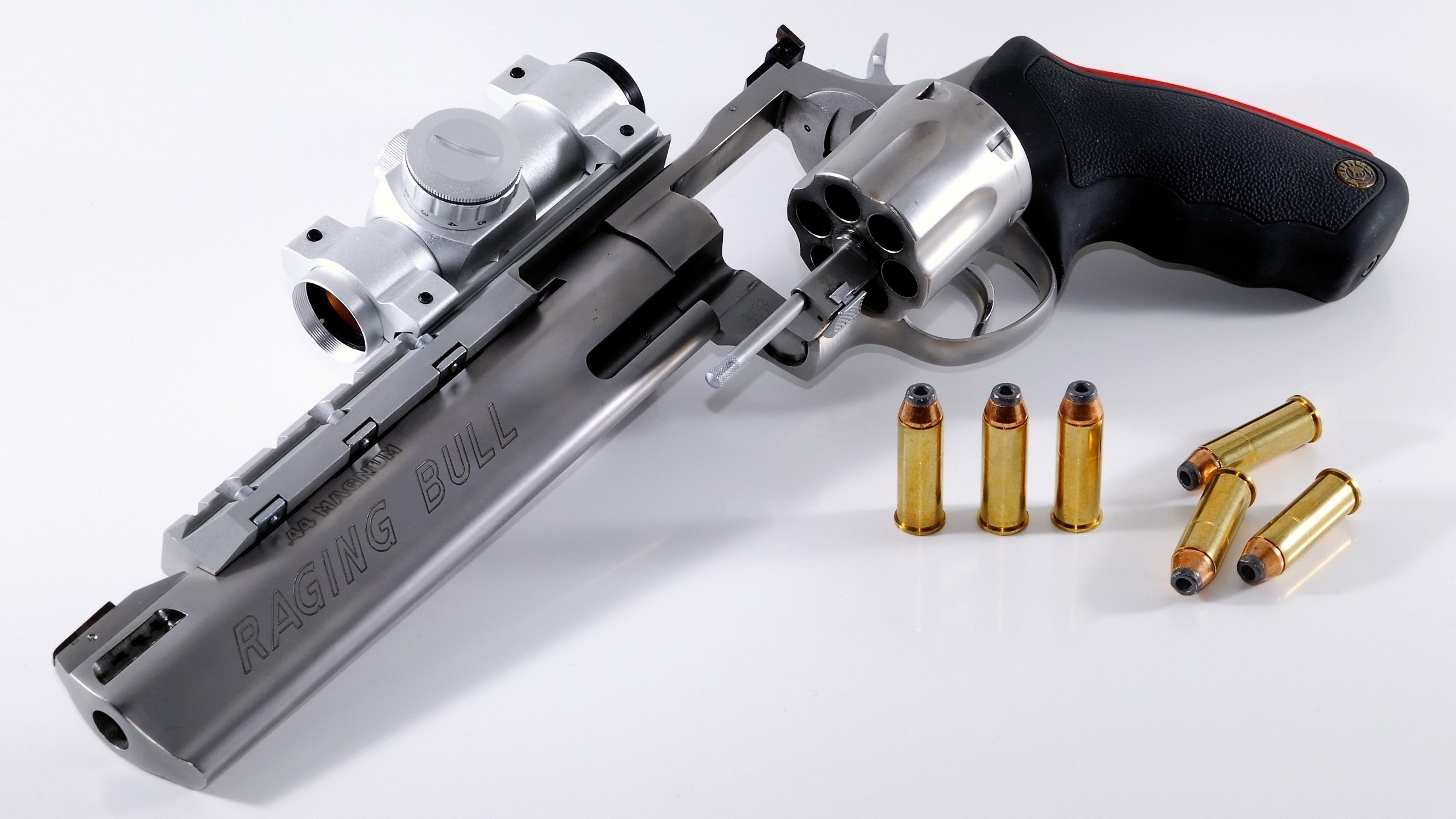 球迷创意短视频成传播亮点引导更多年轻人关注体育，球迷故事